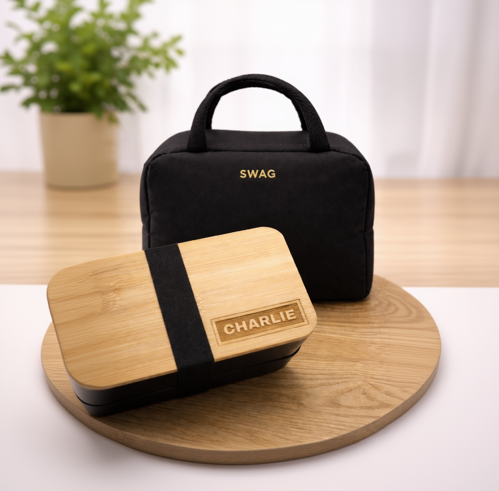Personalised lunch box set with insulated bag. Personalised lunch bag with gold foil stamp by GOTSENT.