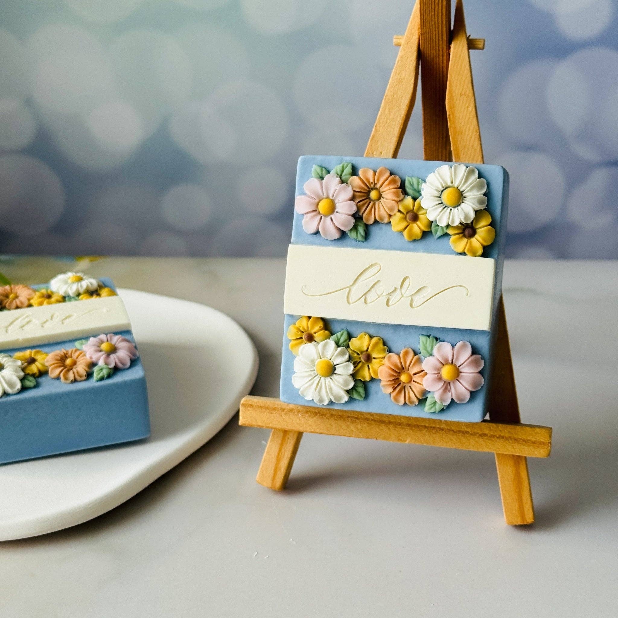 Floral Whisper Handmade Soap Bar | Japanese Honeysuckle Scent