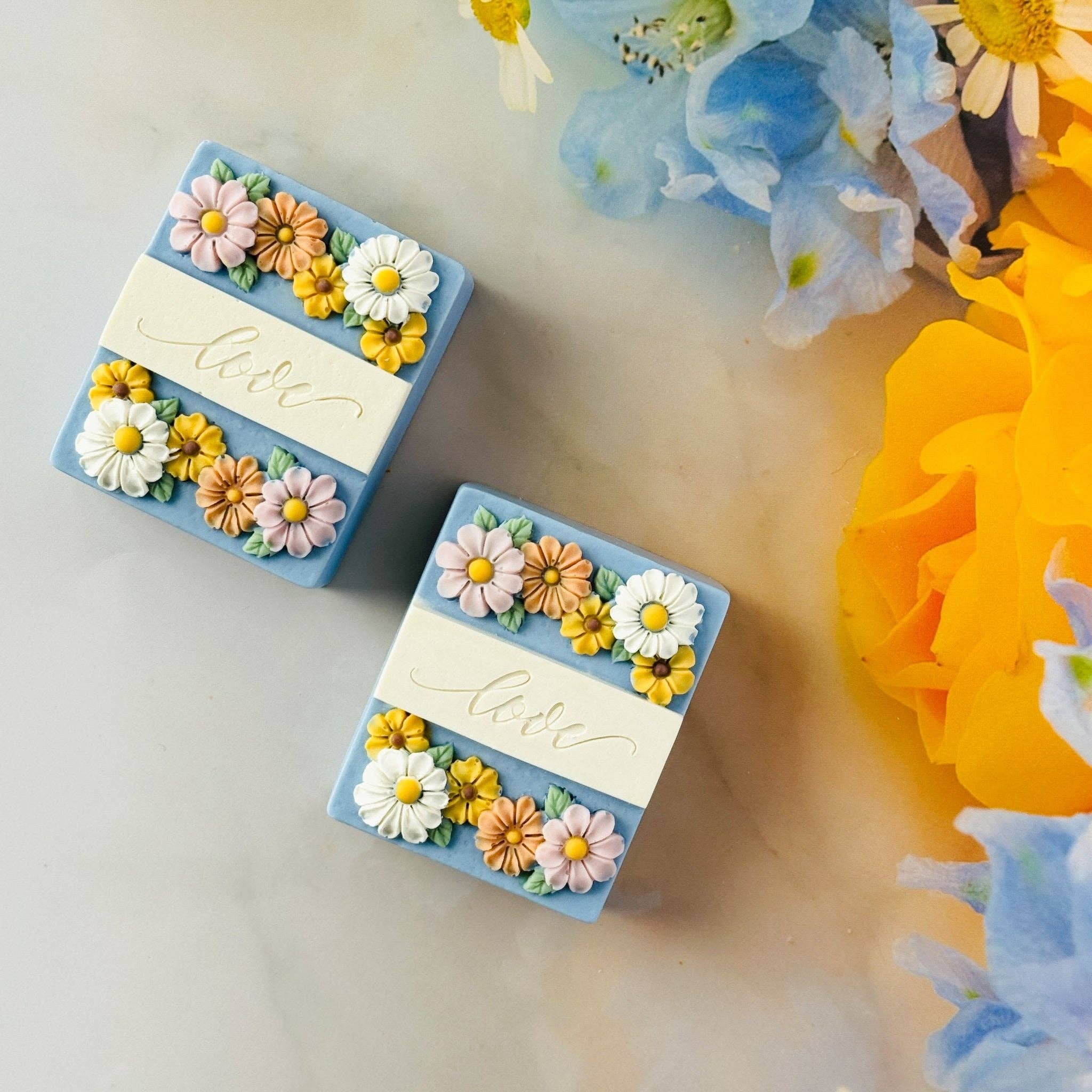 Floral Whisper Handmade Soap Bar | Japanese Honeysuckle Scent